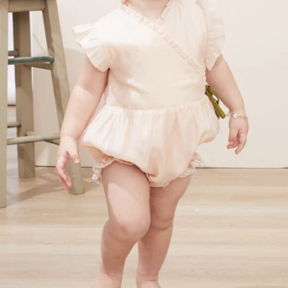 🆕NWT One Child Girls Pink Romper - Picture 2 of 8